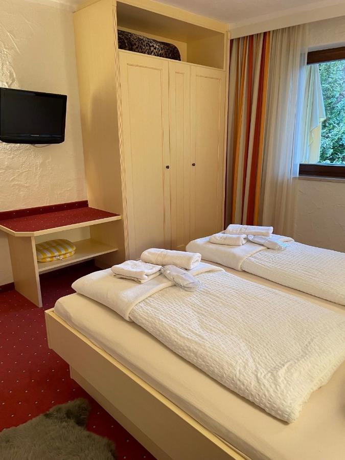 W4 Haus Ganghofer Appartement Leutasch Buitenkant foto